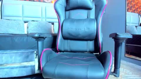 Dany online show from February 16, 12:30 am