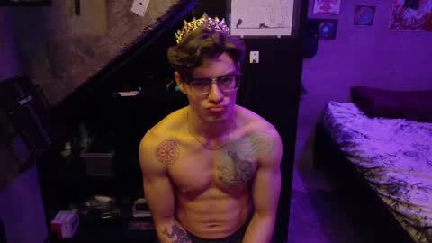 dany_kyng online show from April 20, 9:18 pm