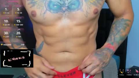 danyfitguy_ online show from March 21, 1:22 am