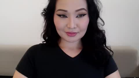 DanyMeen online show from November 1, 8:24 am