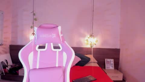 Daphne online show from September 22, 3:21 am