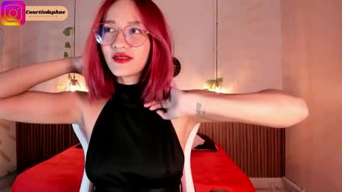 Daphne online show from October 22, 4:04 am