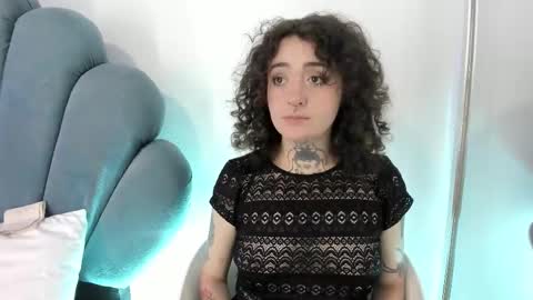 DaphneBlunt online show from November 20, 2:14 pm