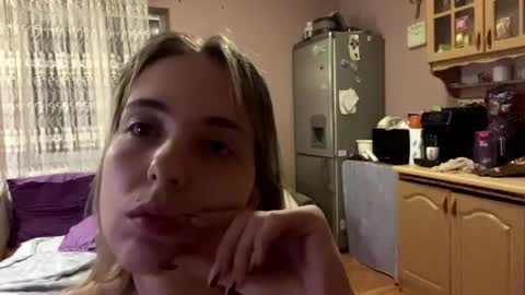 Monika online show from April 18, 7:07 pm