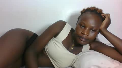 ESTHER online show from February 6, 4:49 am