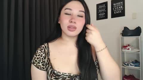 Snapshot of darcy_world chatting on October 7, 2:57 pm DARCY online show from October 7, 2:57 pm