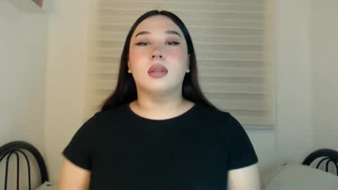 DARCY online show from April 1, 6:38 pm