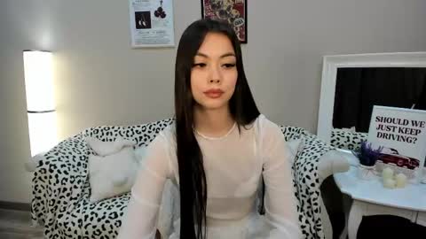 DarcyMacy online show from April 14, 11:41 pm