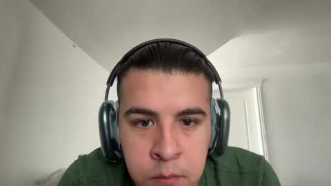 darekfavor12 online show from March 19, 5:51 pm