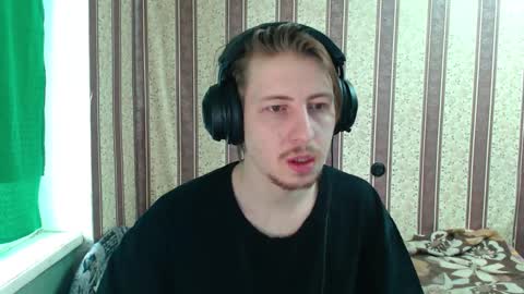 darienlarge online show from October 20, 9:14 am