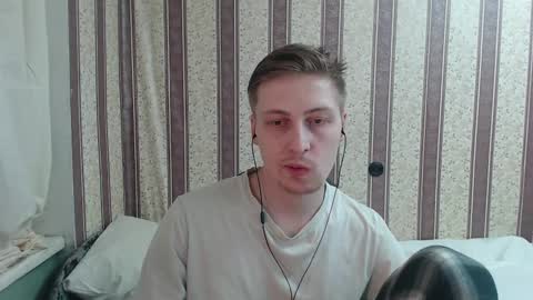 darienlarge online show from March 6, 9:20 pm