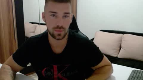Snapshot of darius_94 chatting on October 1, 4:22 am darius_94 online show from October 1, 4:22 am