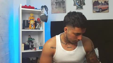 Darius Phoenix  online show from March 10, 3:12 am