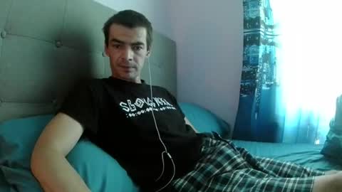 dark377 online show from June 9, 5:56 pm