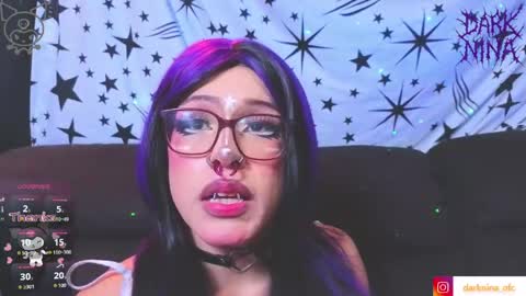 dark_nina__ online show from April 16, 2:44 am