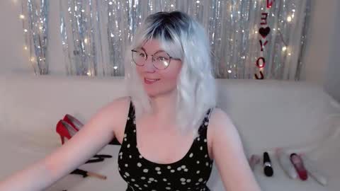 Kelly online show from October 16, 6:35 am