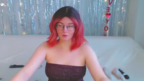 Kelly online show from February 16, 9:48 am