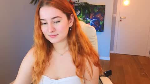 darkmoon____ online show from January 6, 10:46 am