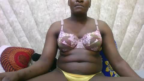 Snapshot of darknipples2 chatting on October 21, 7:06 pm SHANICE online show from October 21, 7:06 pm