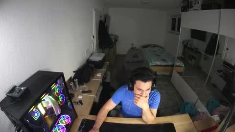 darkschneider_ online show from January 6, 1:31 am