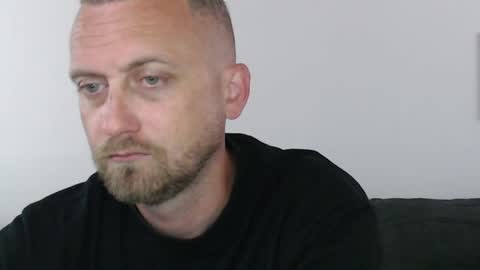 Tony online show from April 8, 5:10 am