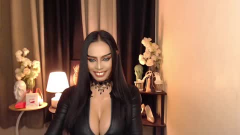 HAPPY BIRTHDAY MISTRESS MADRIANA online show from January 30, 12:27 pm