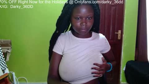 Snapshot of darky_36dd chatting on October 18, 8:51 am  exclusive sexual content -- IGTwitterX darky 32dd online show from October 18, 8:51 am