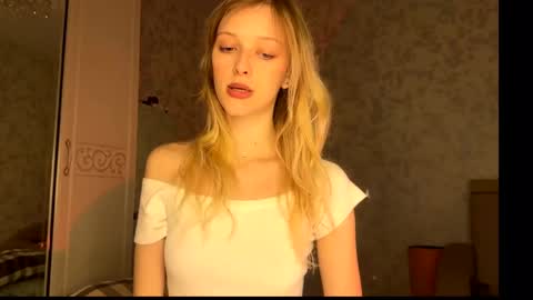 D online show from October 23, 3:13 pm