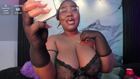  Darnell Queen online show from April 21, 5:47 am