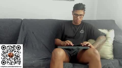 Darren lemus online show from November 19, 7:56 pm