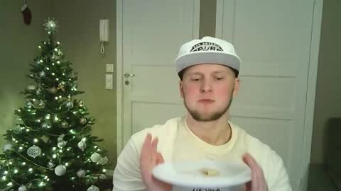 Dario online show from December 18, 5:19 pm