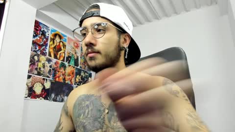 dash lowell   online show from December 14, 1:16 pm