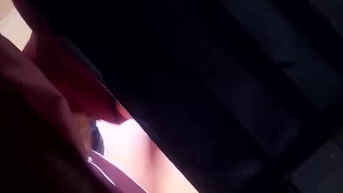 Snapshot of dasire684033 chatting on September 15, 3:30 am dasire684033 online show from September 15, 3:30 am