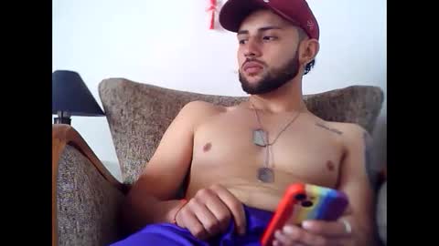 Snapshot of david23vergota chatting on September 22, 5:06 pm david23vergota online show from September 22, 5:06 pm