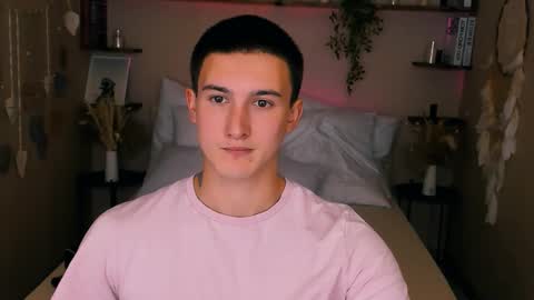 Snapshot of david__diamond chatting on September 10, 3:24 pm David online show from September 10, 3:24 pm