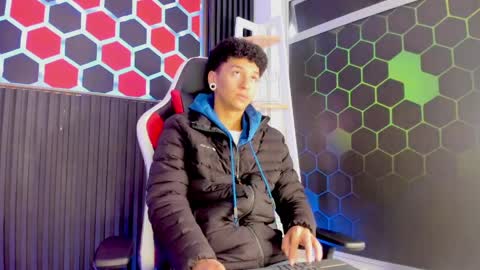 David online show from April 4, 12:23 pm