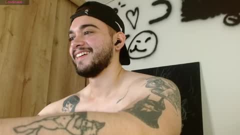 Twitter davidsanctum online show from April 21, 4:41 am