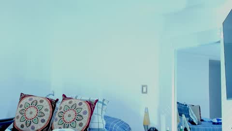 Hey im David that loves to explore and speak their fantasies. Very open talktative and nice. Feel free to chat with me online show from November 15, 11:23 am