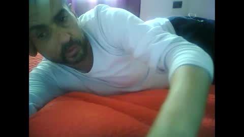 SUIZO online show from April 5, 12:57 pm