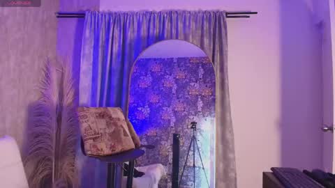 Davis online show from April 18, 11:23 am