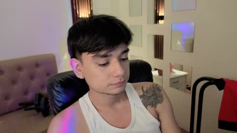 davoxer online show from April 8, 3:42 am