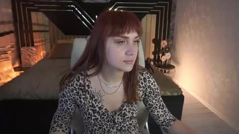DawnGwin      Sasha online show from August 2, 1:24 pm
