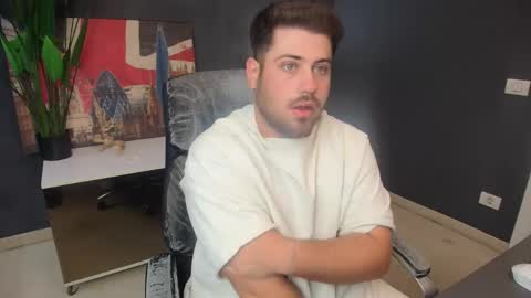 DaxGreer online show from April 22, 4:41 am