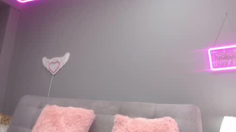 day_demoni online show from April 15, 7:58 pm