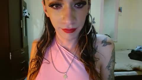 dayanna_01_ online show from April 20, 10:35 pm