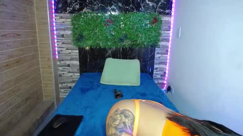 dayis_durand online show from November 11, 8:00 pm