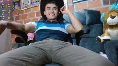 dayro_dduran online show from March 8, 7:40 pm