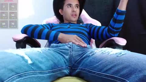 dayro_dduran online show from October 5, 7:43 pm