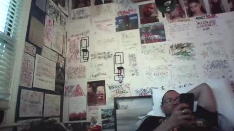 dbeamon92 online show from April 19, 6:10 pm