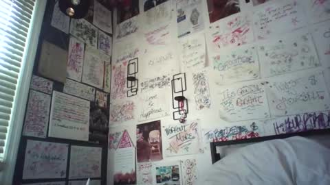 dbeamon92 online show from March 24, 2:23 pm